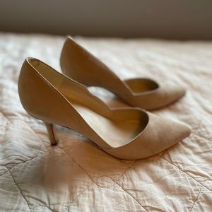 Marc Fisher cream suede heels